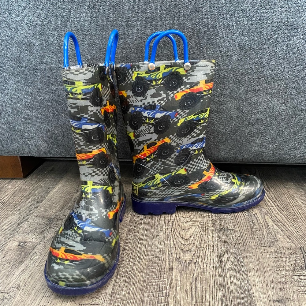 Light Up Rain Boots